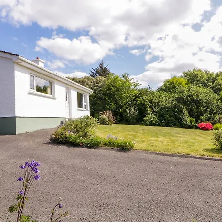 Nyaraló Loch Illion View *