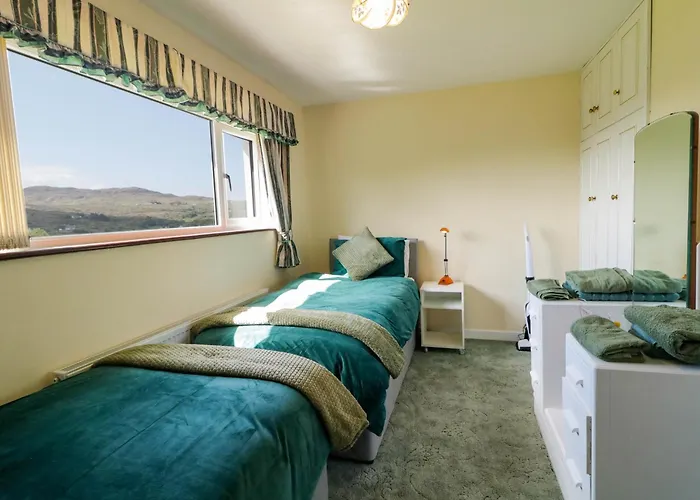 Loch Illion View * Meenmore